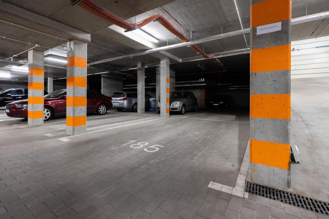 Appartamento Trendy With Ac And Parking In By Renters Varsavia
